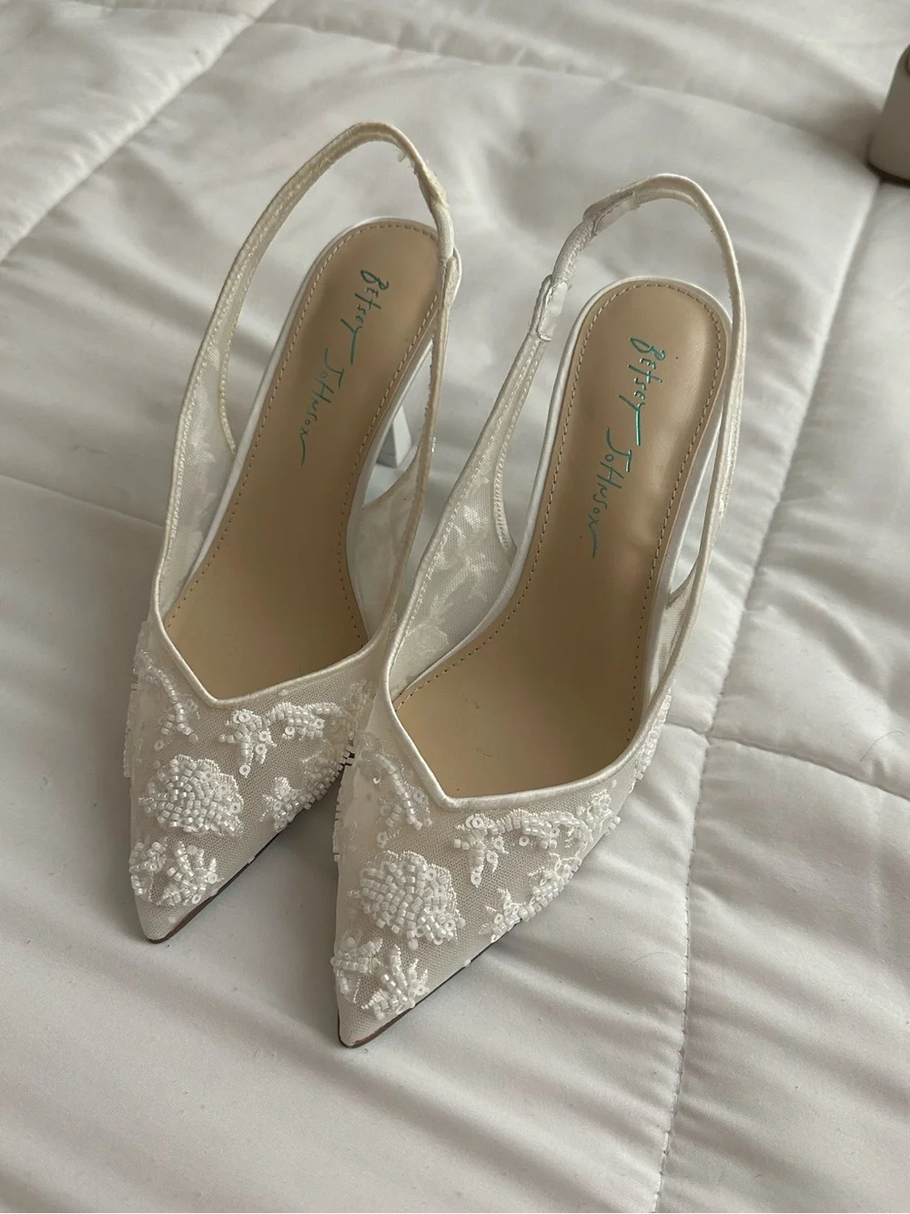 Betsey Johnson Ivory Beaded Pointed Slingback Heels - Picture 1 of 7